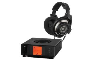 Naim Uniti Atom Headphone Edition with Sennheiser HD 800 S Headphones