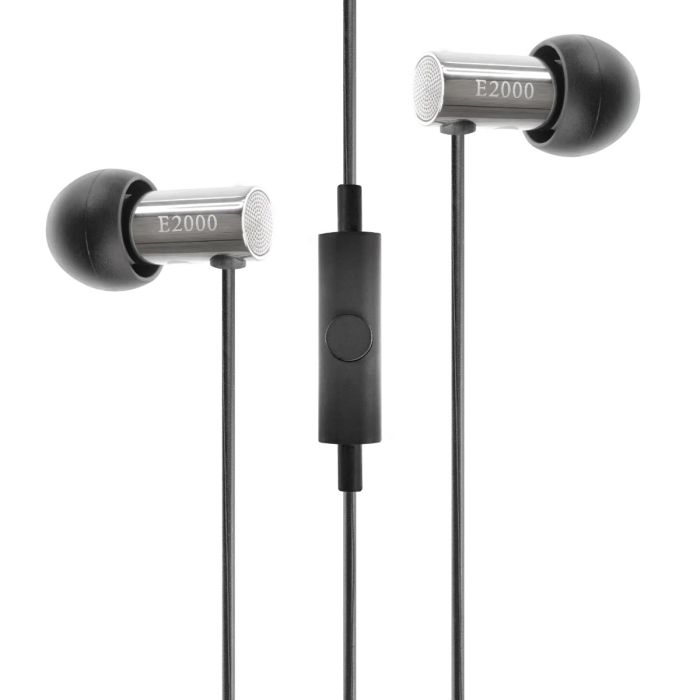Final E2000CS In Ear Isolating Earphones with Smartphone Controls & Mic - Silver main product photo
